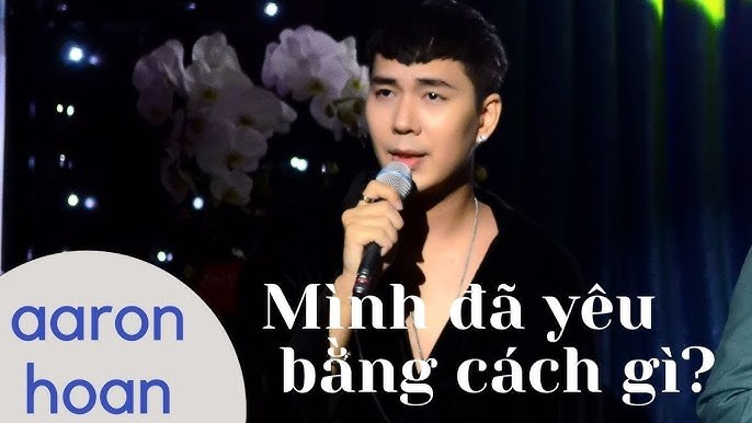 Aaron Hoàn