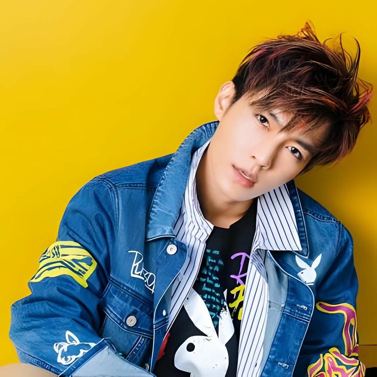 Aaron Yan (Fahrenheit)