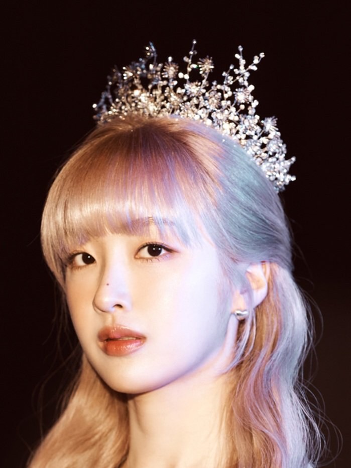 ADORA(아도라)