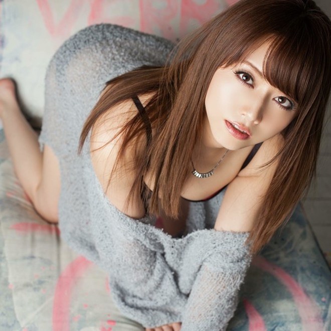 Akie Yoshizawa