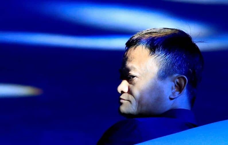 BẠN NAM YÊU  ÂM NHẠC GIẤU TÊN VÀ QNT