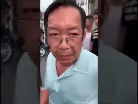 Đắp mộ cho chàng