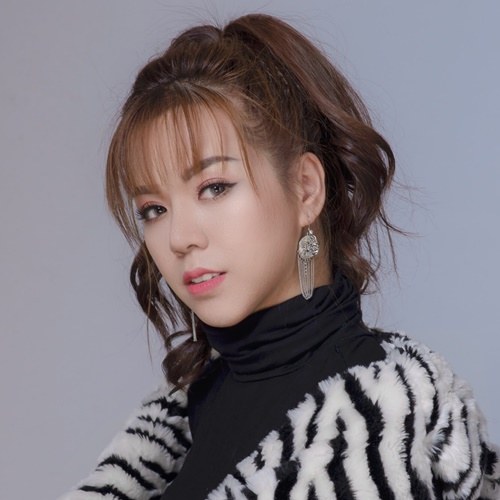 Bé Tuyết Nhi