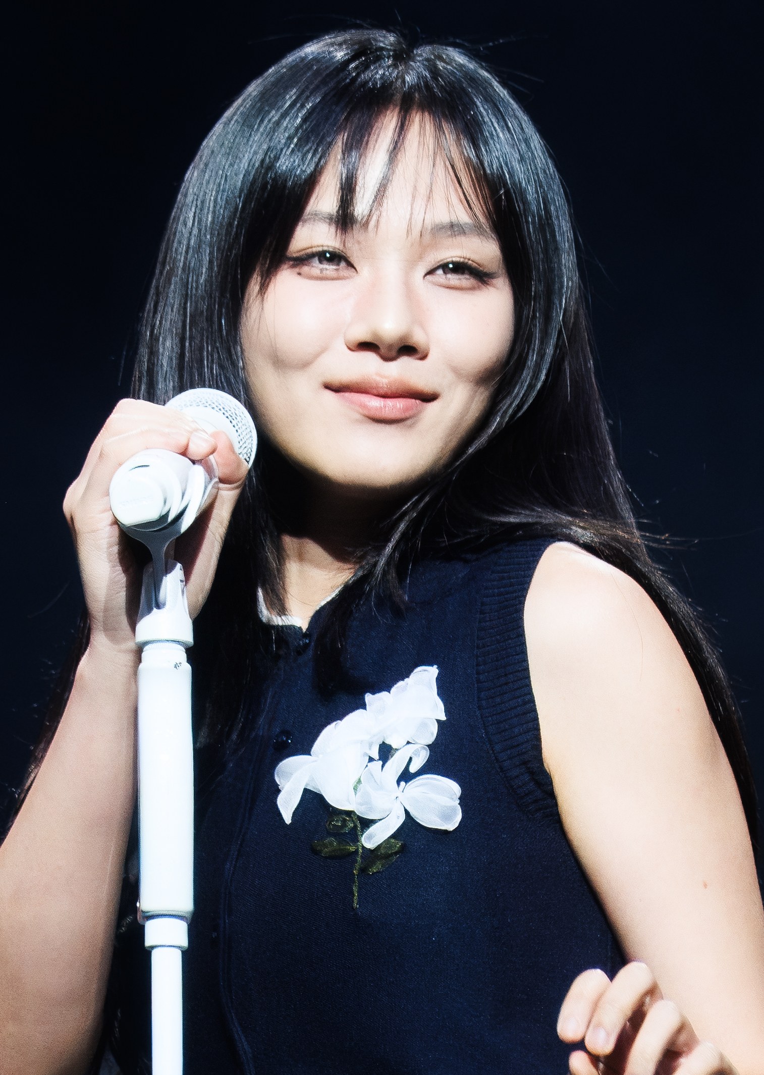 비비 (BIBI)