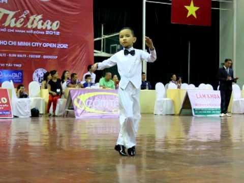 Yêu Tổ Quốc Trong Tim Lặng Thầm