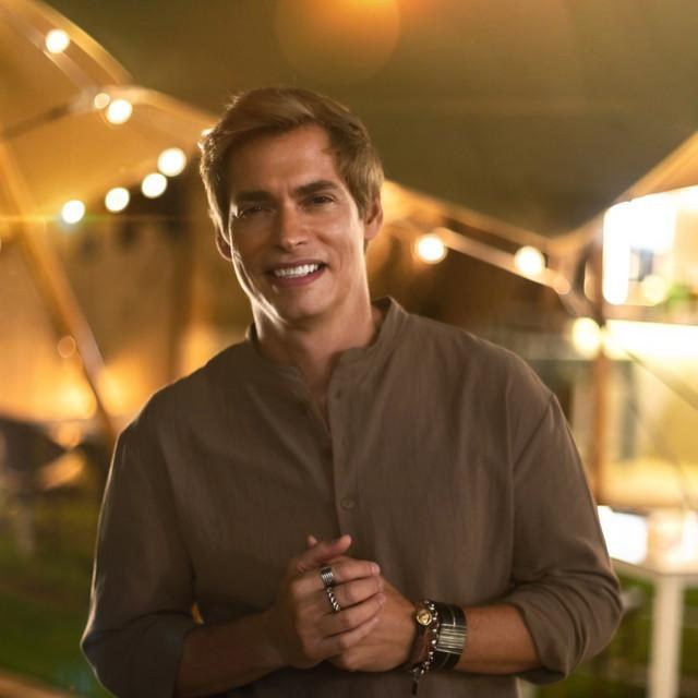 Carlos Baute 