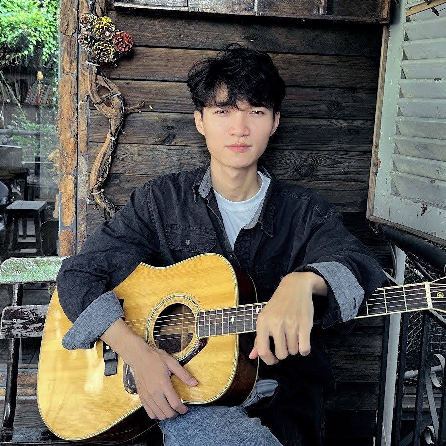 Chunn Guitar