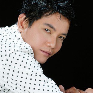 Cổ Kim Hùng