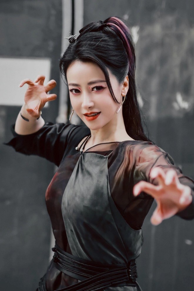 Csha Chen / Trần Tư Hàm