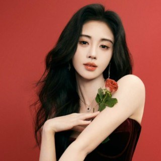 Cúc Tịnh Y (鞠婧祎)