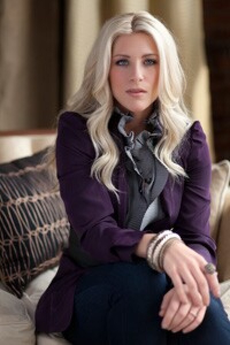 Dara MacLean