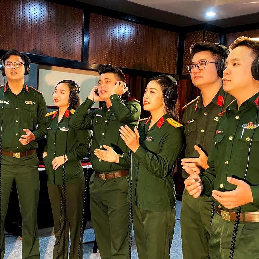 Đoàn Văn công Quân khu 1
