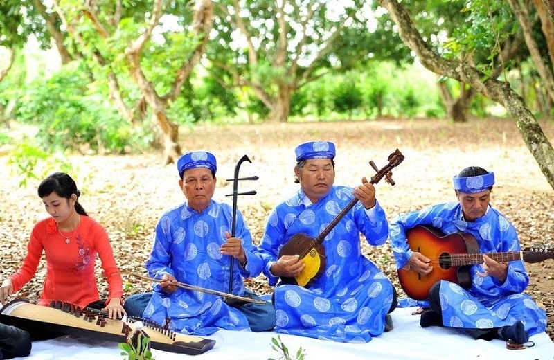 dờn