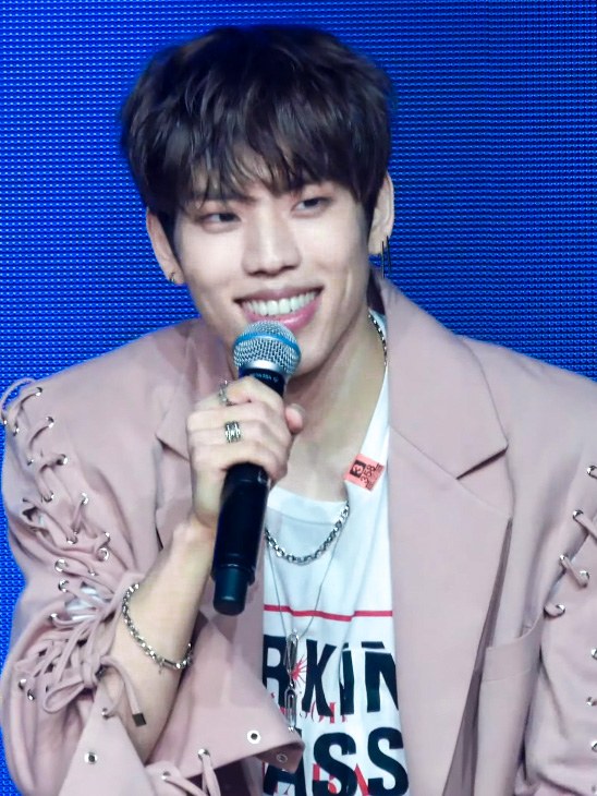 Dong Woo
