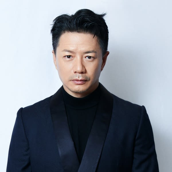 Dư Hoành Long (余竑龙)