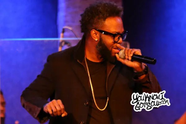 Dwele