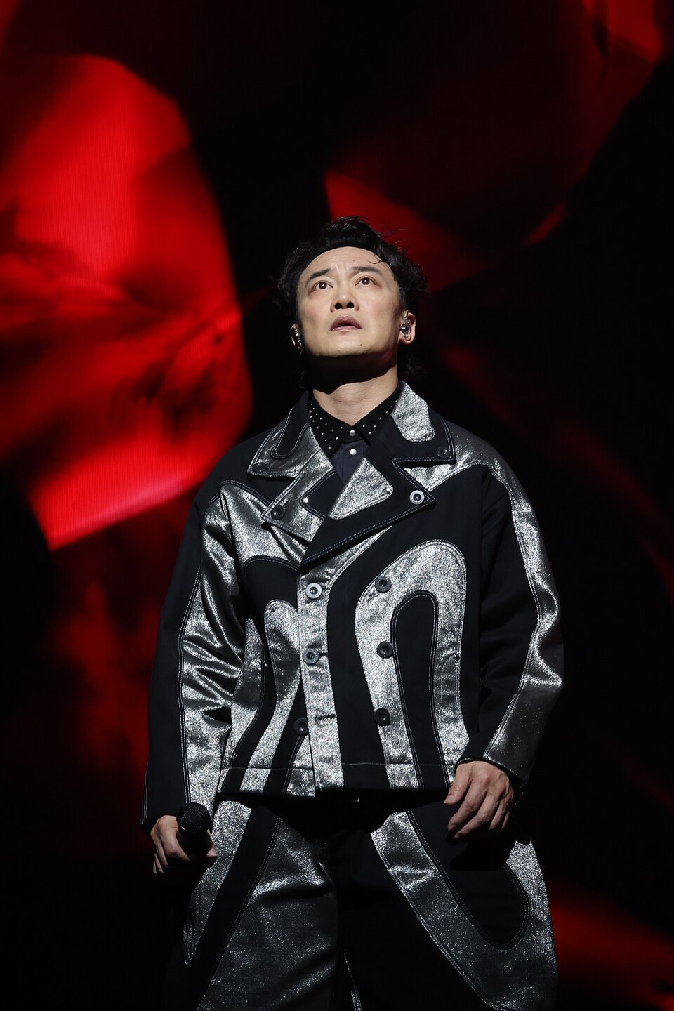Eason Chan (陳奕迅)