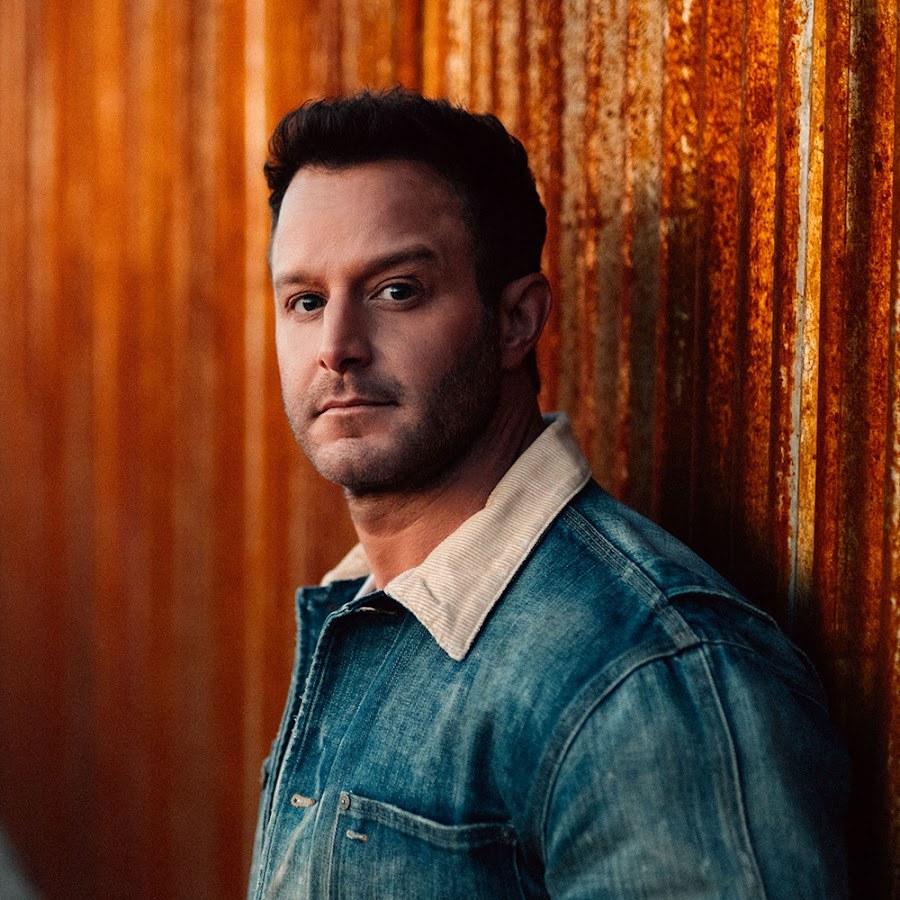 Easton Corbin 