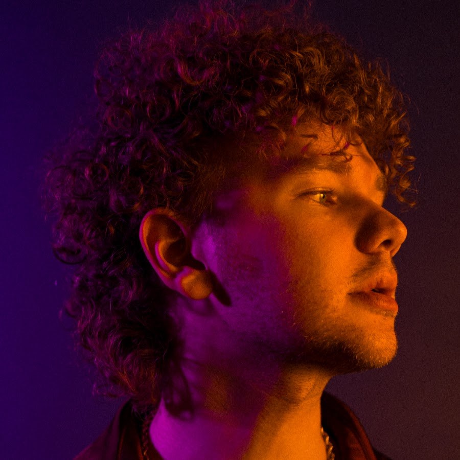 Francesco Yates