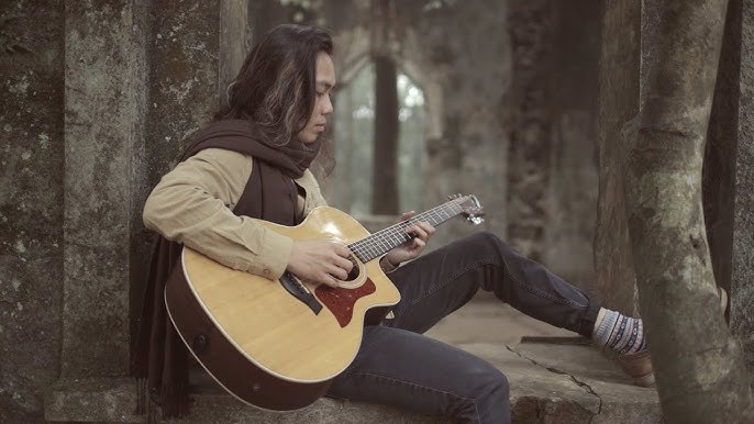 Guitar Hoàng Mạnh