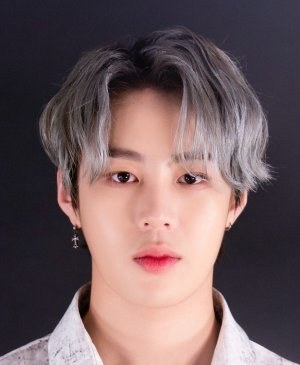 Ha Sung Woon (하성운)