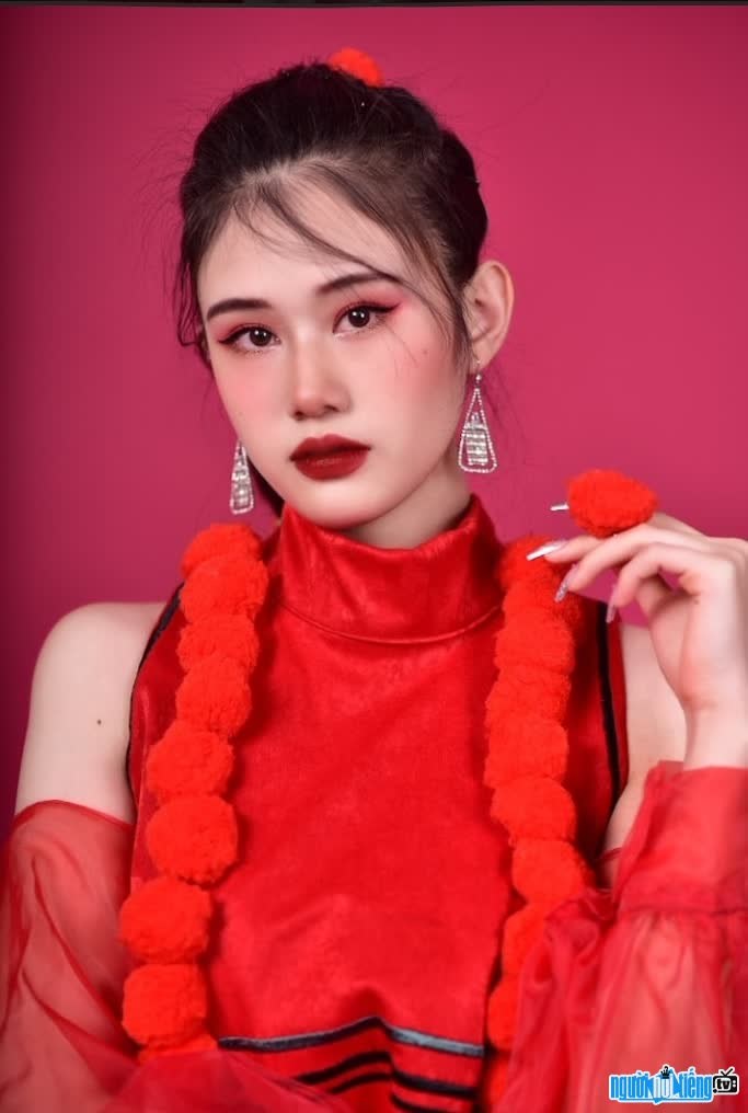Hồ Lê Ngân Hà