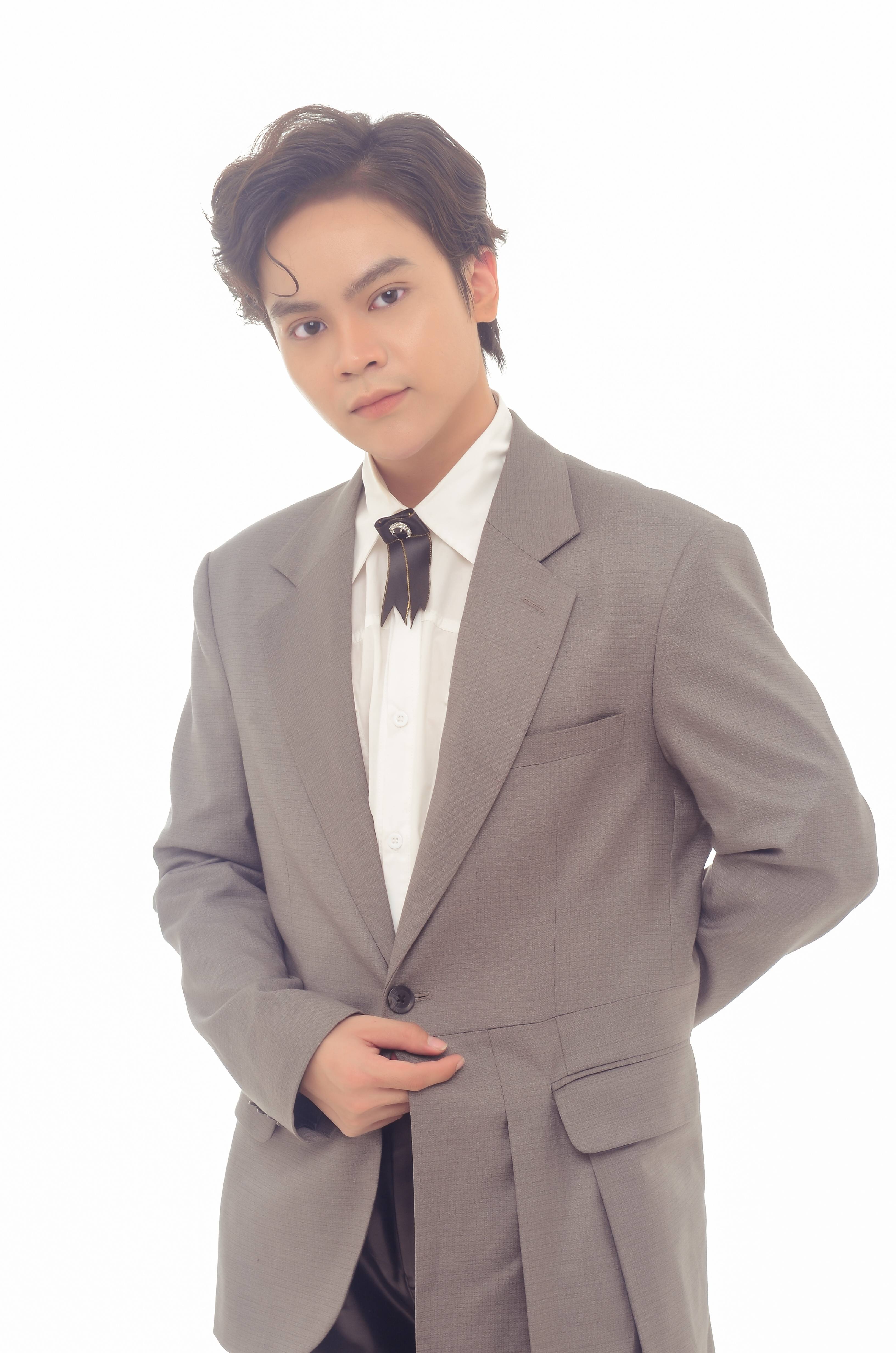 Hồ Tuấn