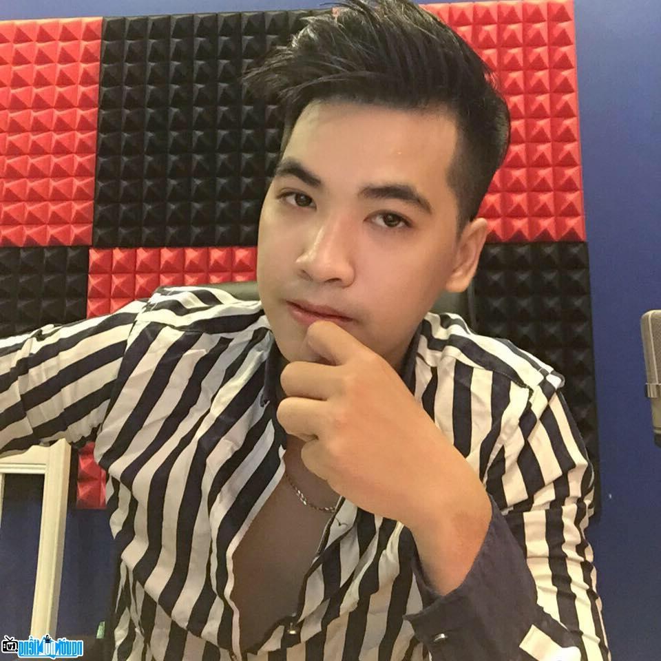 Hoàng Bảo