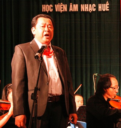 Hoàng Đức Tân