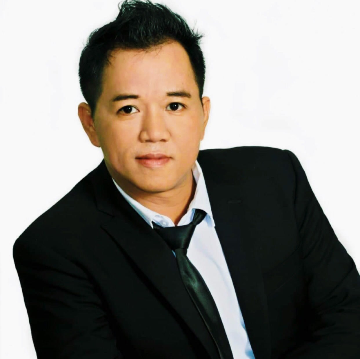 Hoàng Tân