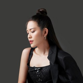 Huyền Huỳnh