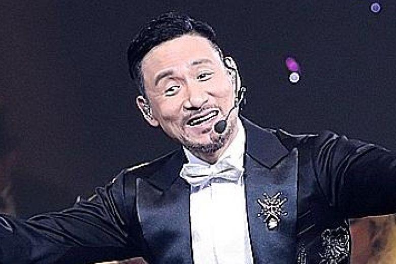 CÔ ẤY ĐẾN NGHE BUỔI BIỂU DIỄN CỦA TÔI (她来听我的演唱会)
