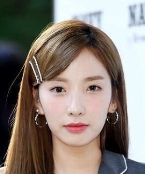 Ji Sook (Rainbow)