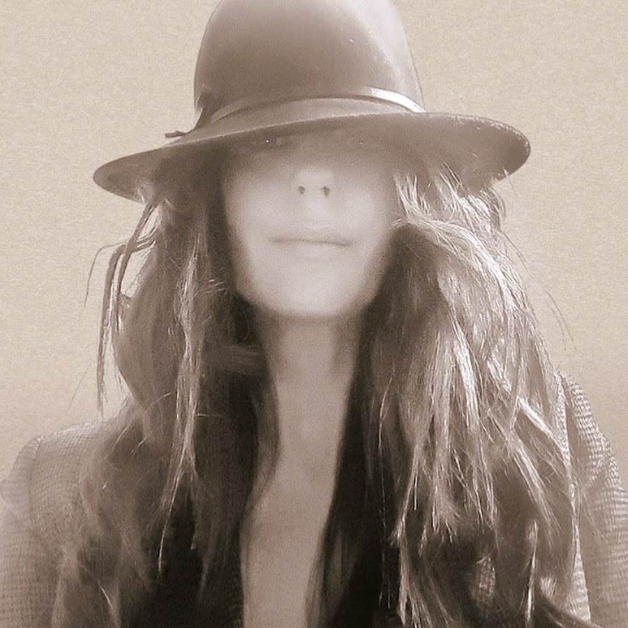 Julienne Taylor