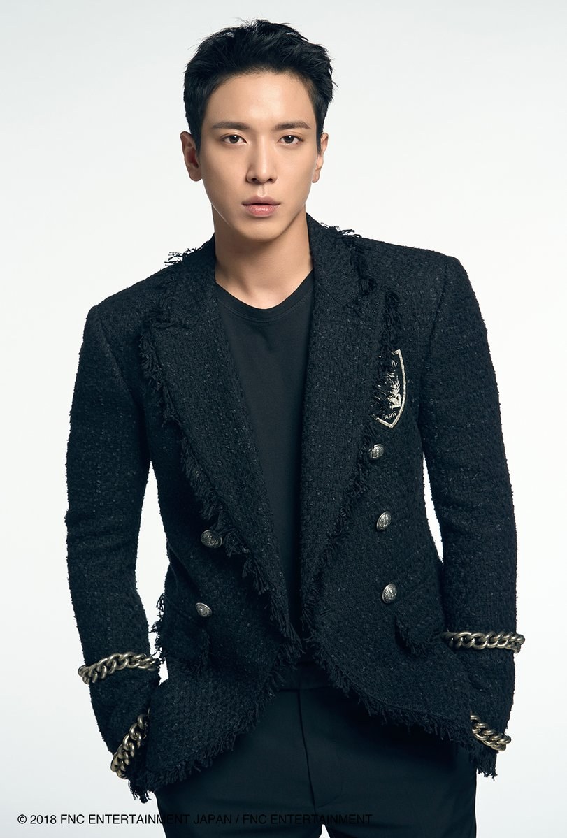 Kang Shin Woo
