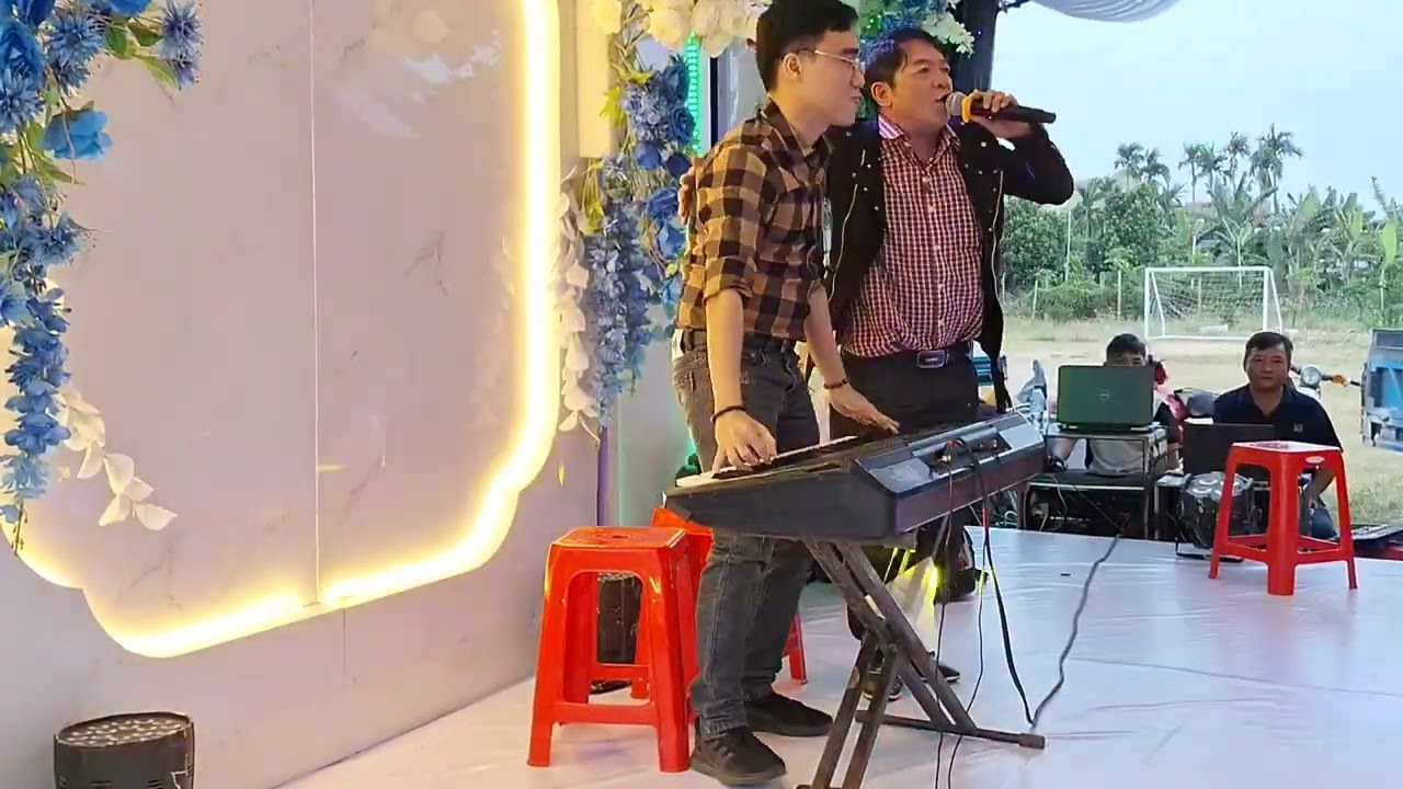 Keyboard Huu Diep Music