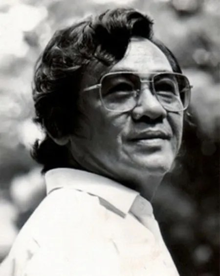 Kim Tuấn Thực (金骏植)
