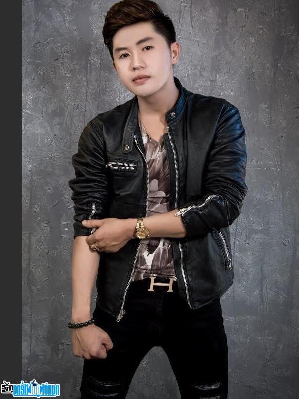 La Nhật Tiến