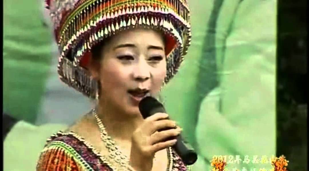 Laj Tsawb (邹兴兰)
