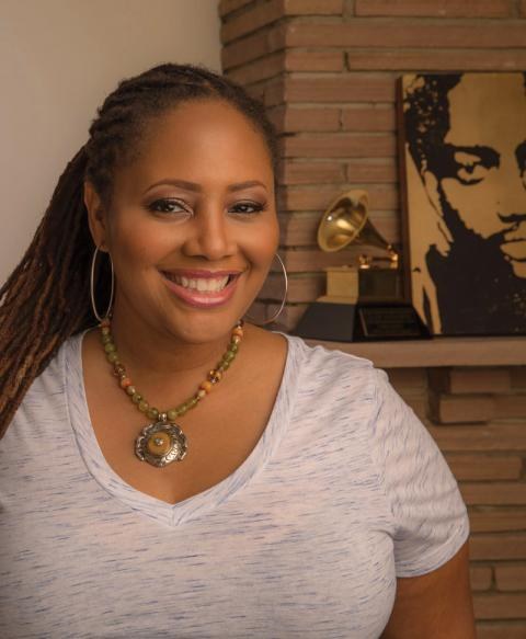 Lalah Hathaway