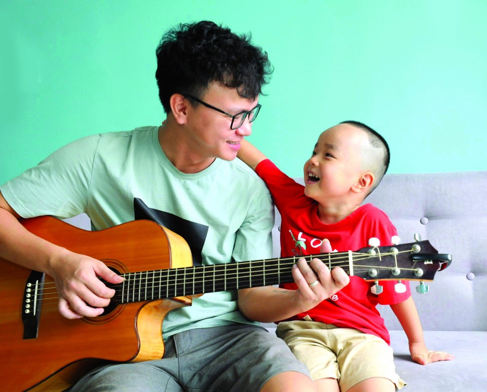 Lê Đức (Bố Con Sâu)