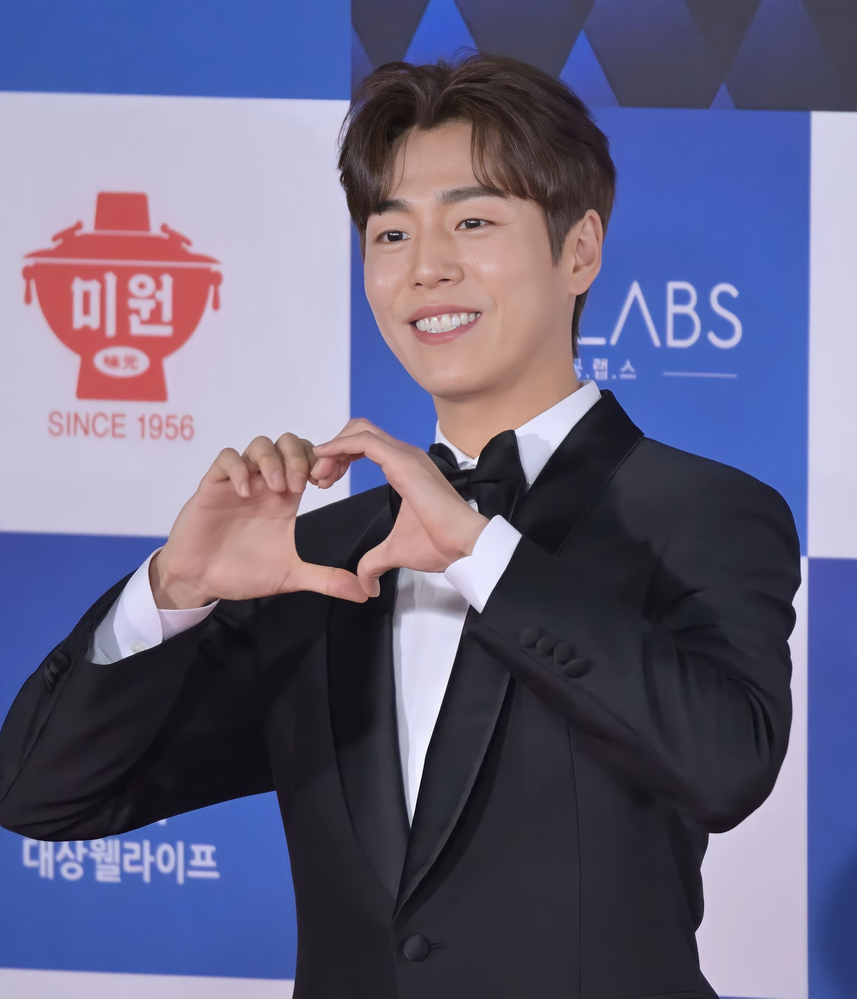  Lee Hyun Woo