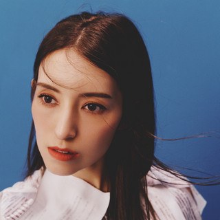 Lương Tâm Di (Lara Liang)
