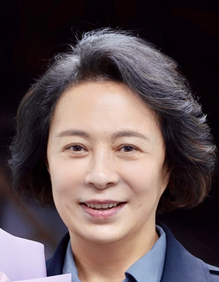 Lưu Giai (刘佳)