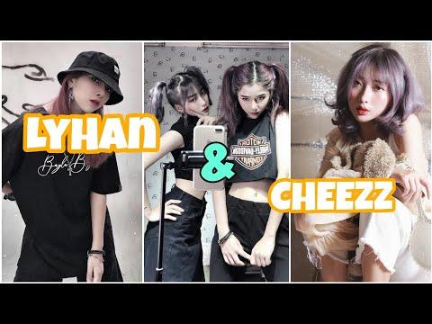 Chim Hót Bên Trong Lâu Đài