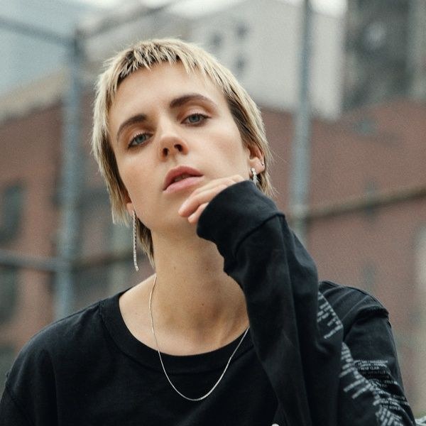MØ