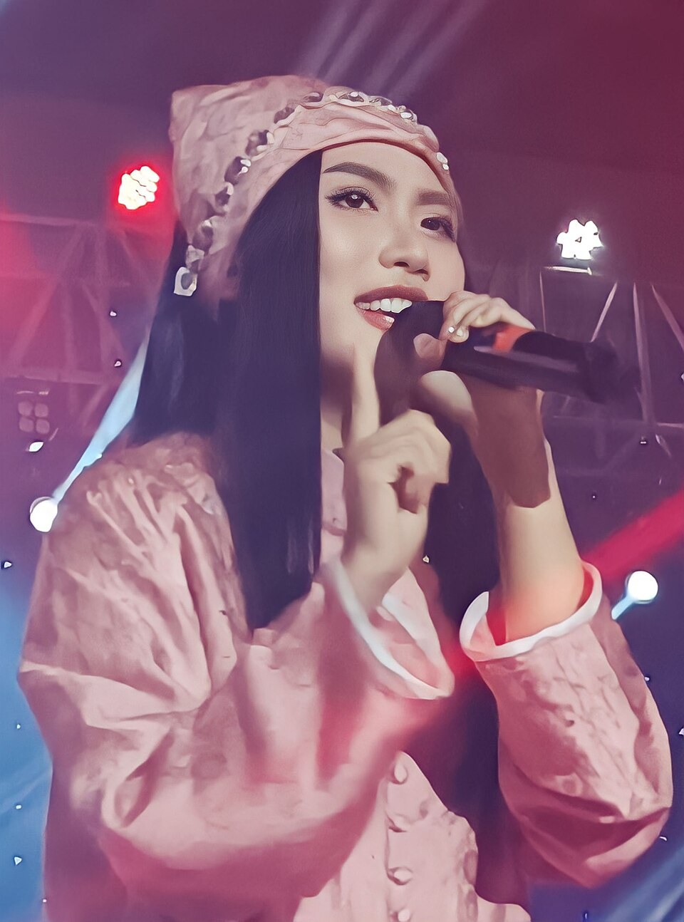 M.Phương