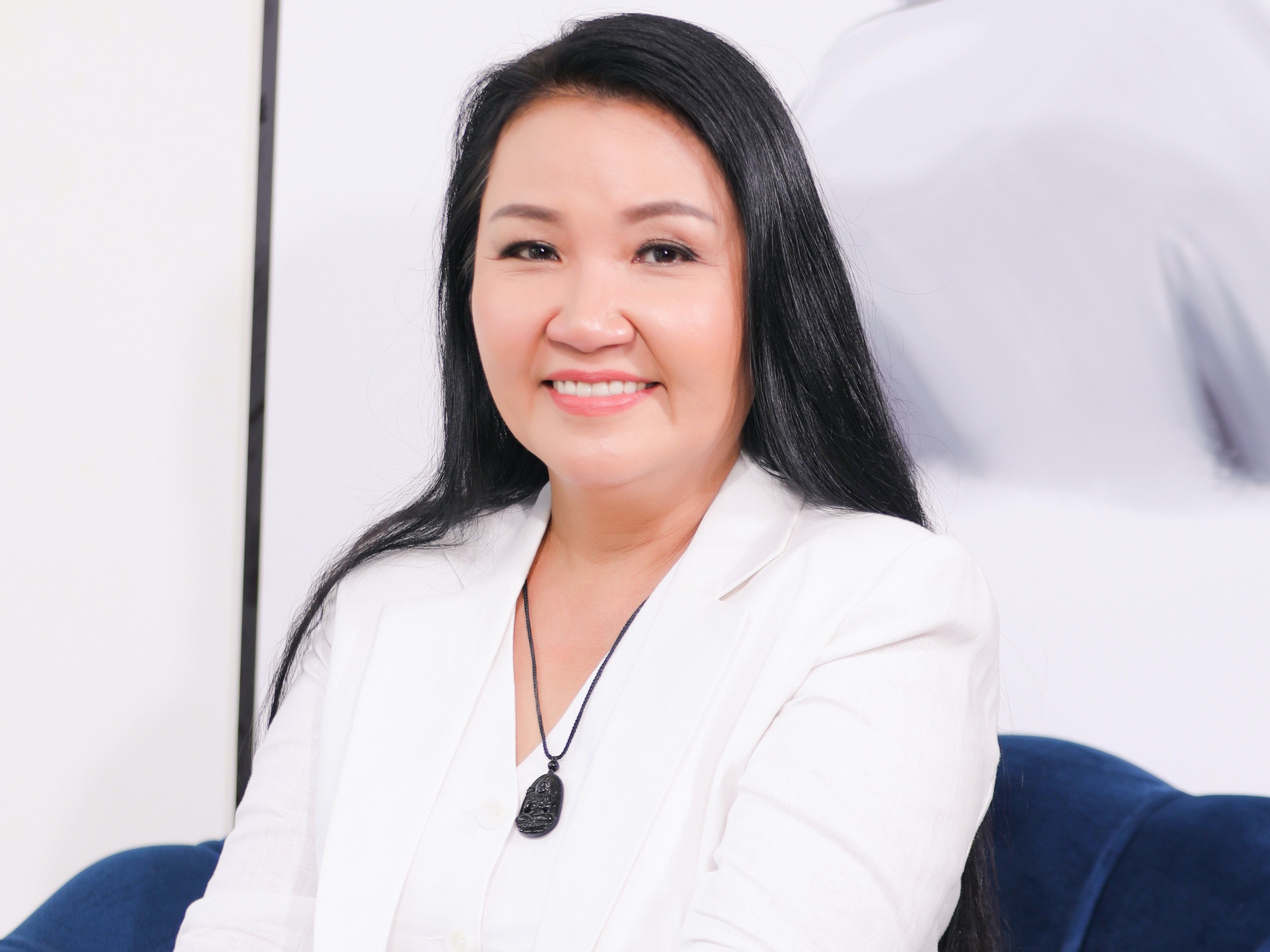 Ngân Quỳnh