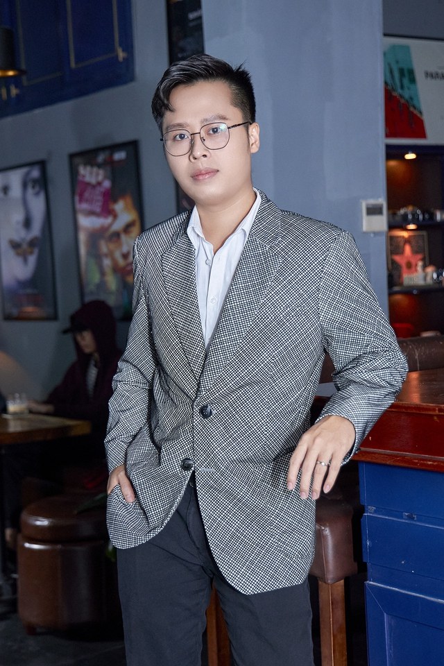 NGUYỄN MINH TUẤN, THIÊN CA