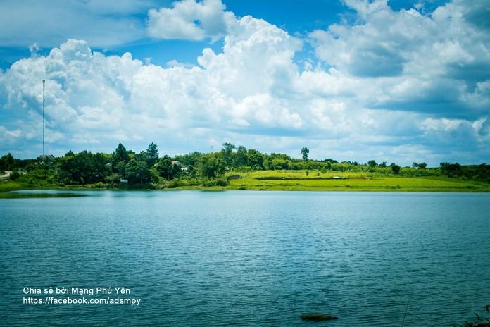 Thuyền Em Đi Trong Đêm